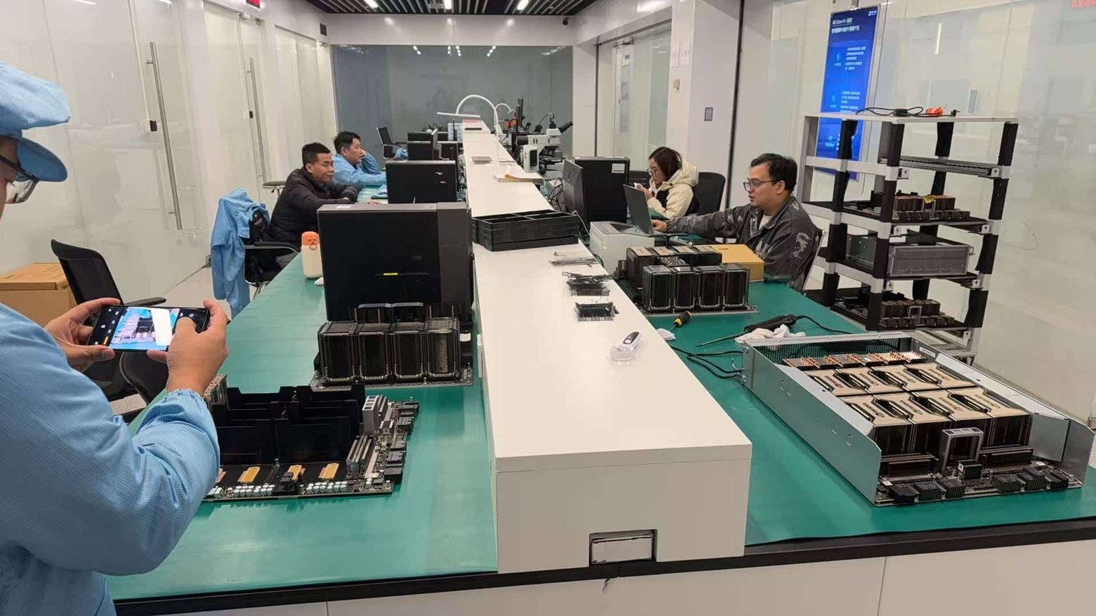 Real electronic component order packing